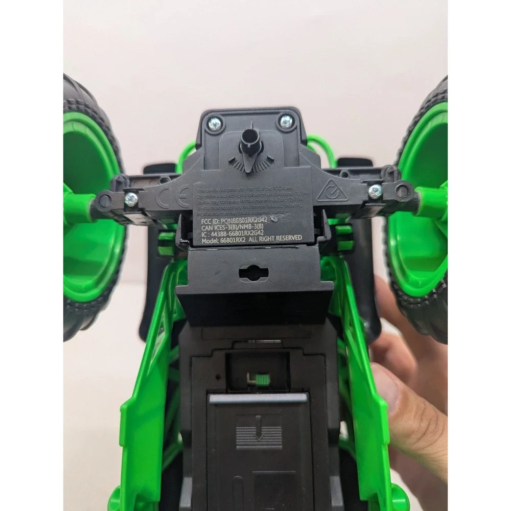 Monster Jam Spin Master Grave Digger 1:15 RC Truck Model 66801 - No Remote *Read